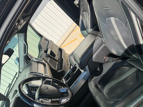 Used 2018 Ford F350 Platinum w/ Platinum Ultimate Package image 12