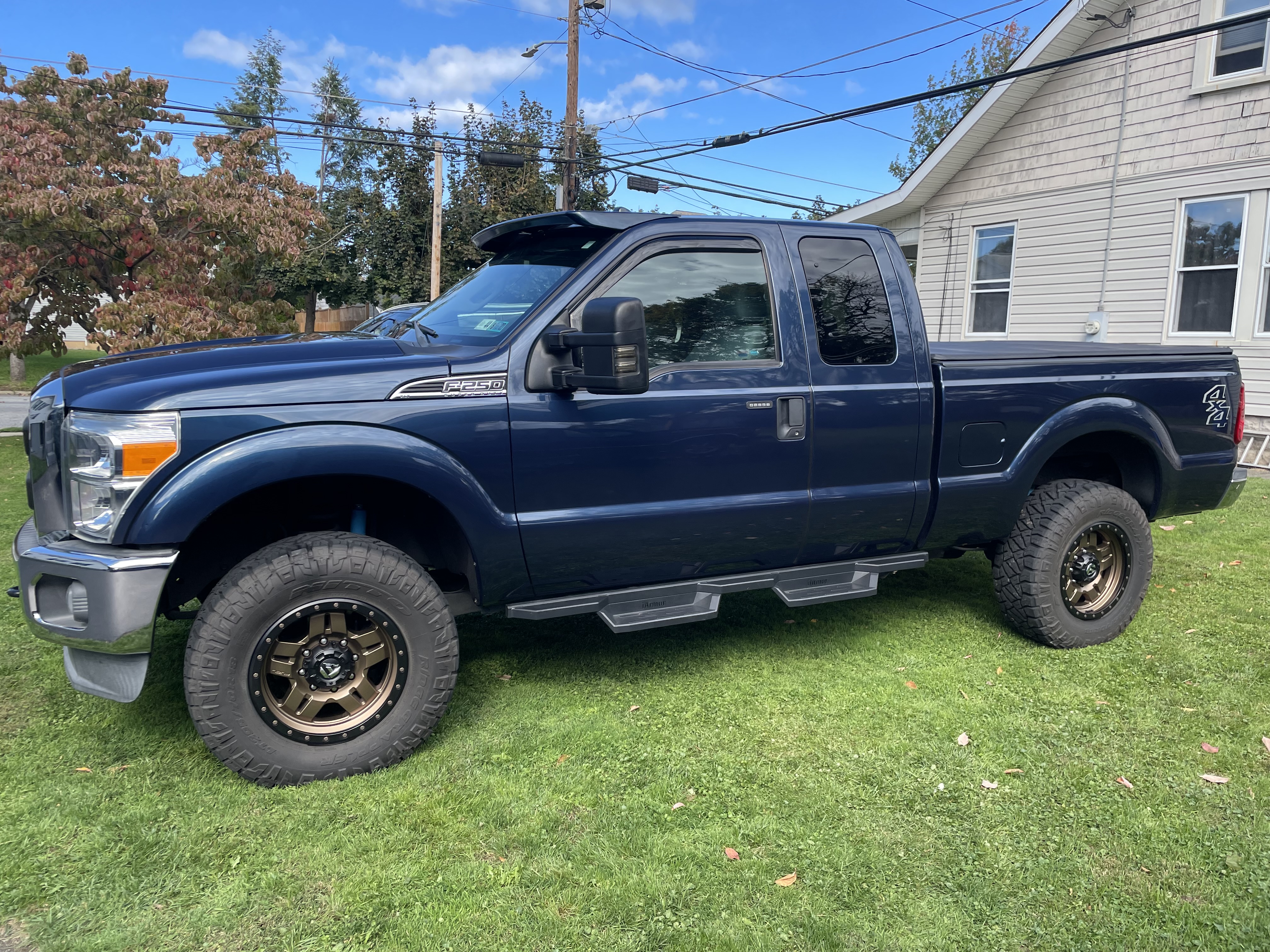 Used 2016 Ford F250 XLT w/ XLT Value Package AWD/4WD image 1