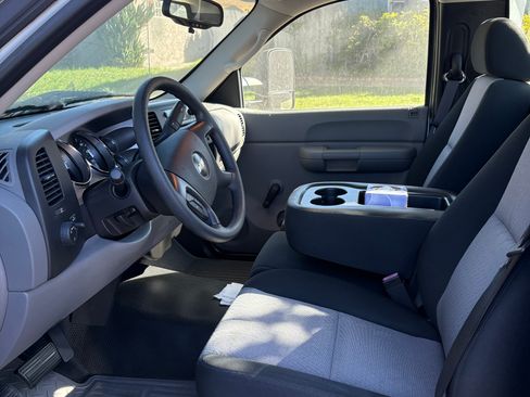 Used 2008 Chevrolet Silverado 2500 W/T image 6