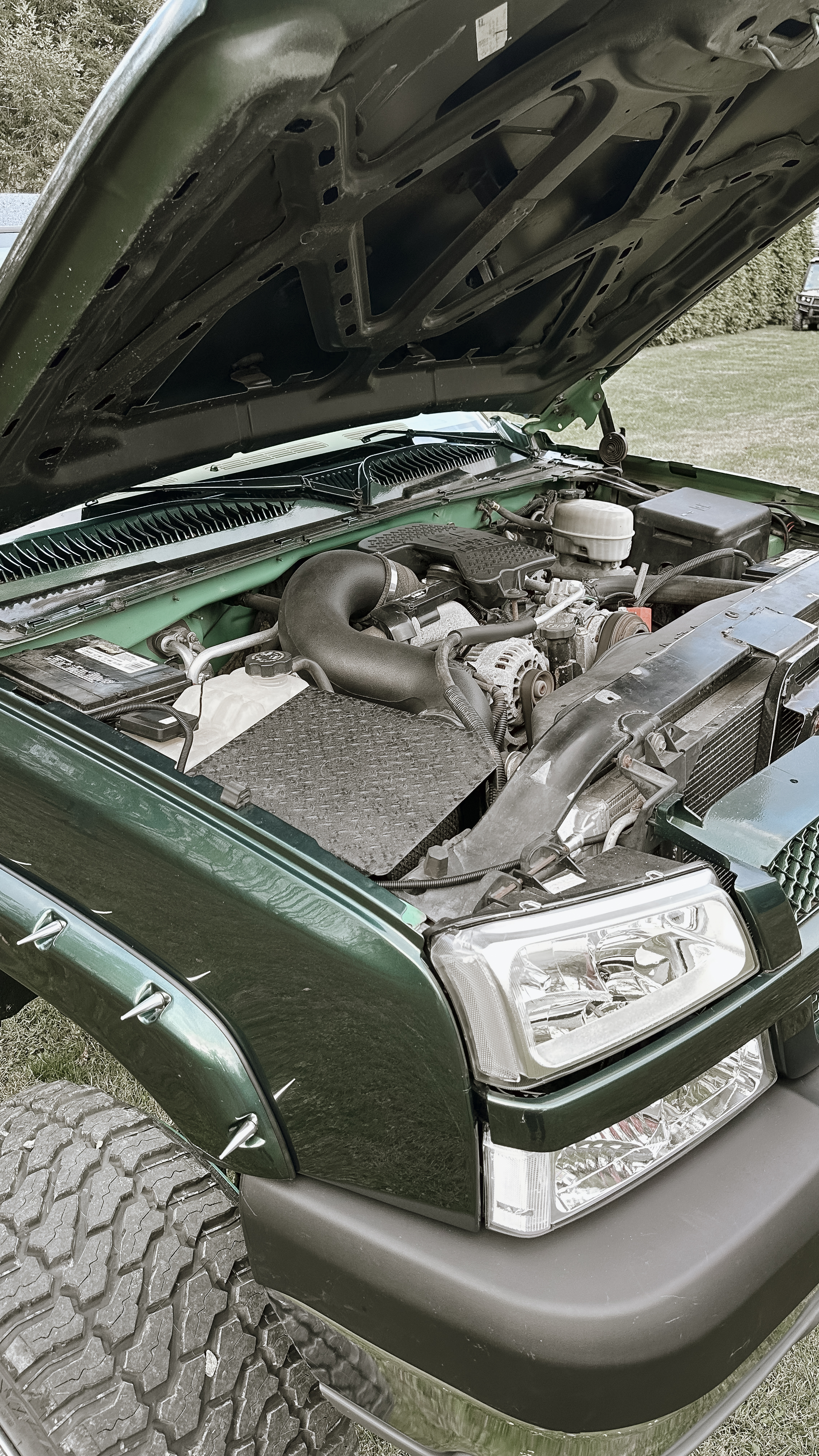 Used 2004 Chevrolet Silverado 2500 W/T w/ Skid Plate Package AWD/4WD image 30