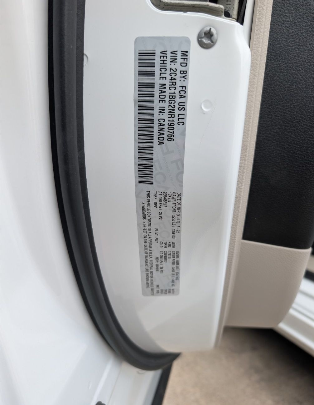Used 2022 Chrysler Pacifica Touring-L FWD image 29