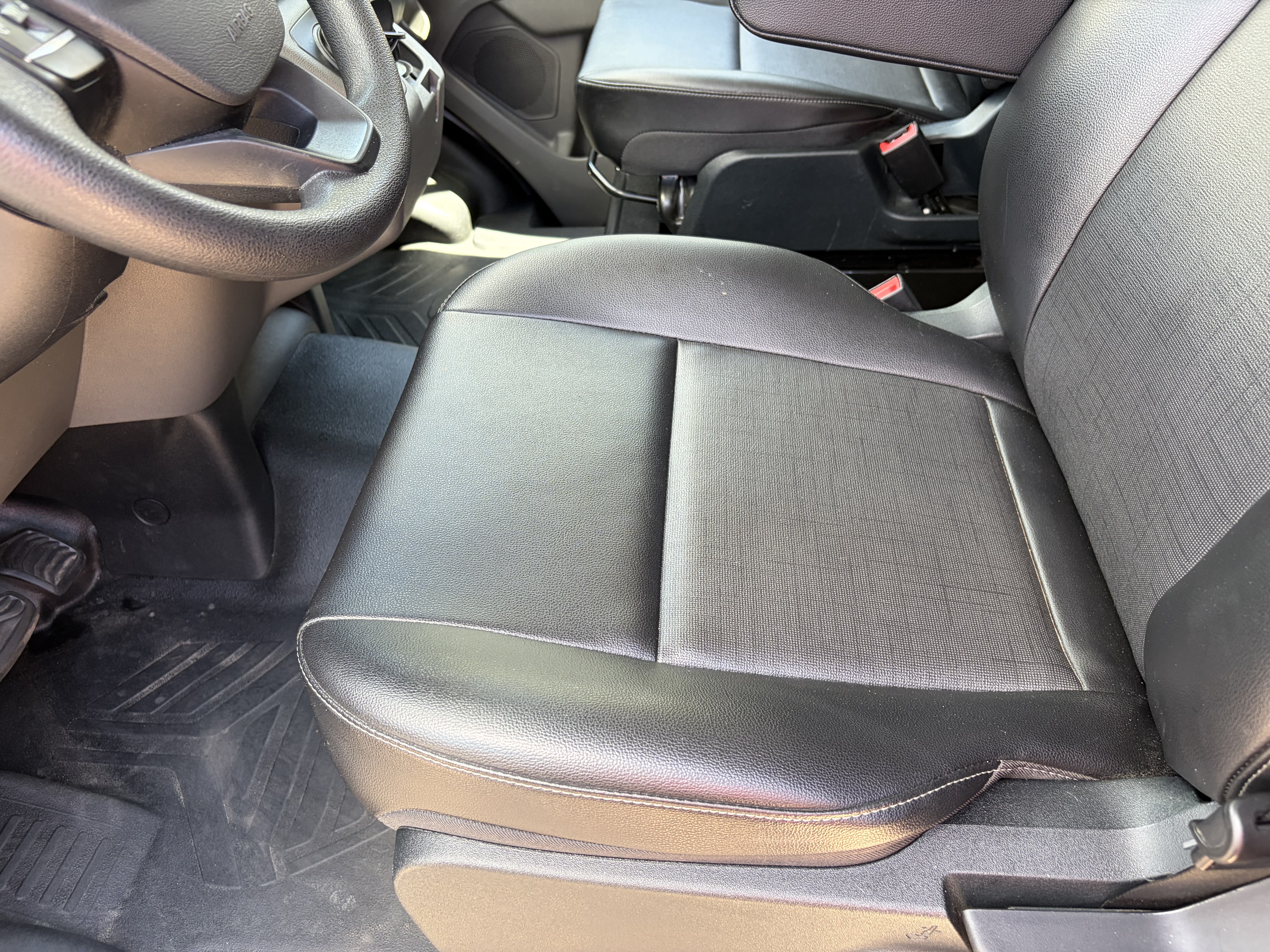 Used 2023 Ford E-Transit Low Roof RWD image 13