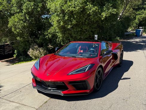 Used 2021 Chevrolet Corvette Stingray Coupe 2D w/ Z51 Performance Package image 8