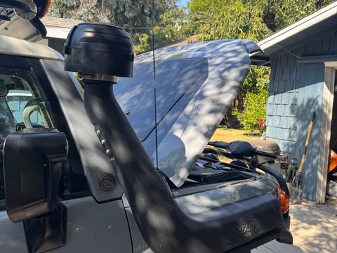 Used 2014 Toyota FJ Cruiser 4WD image 15