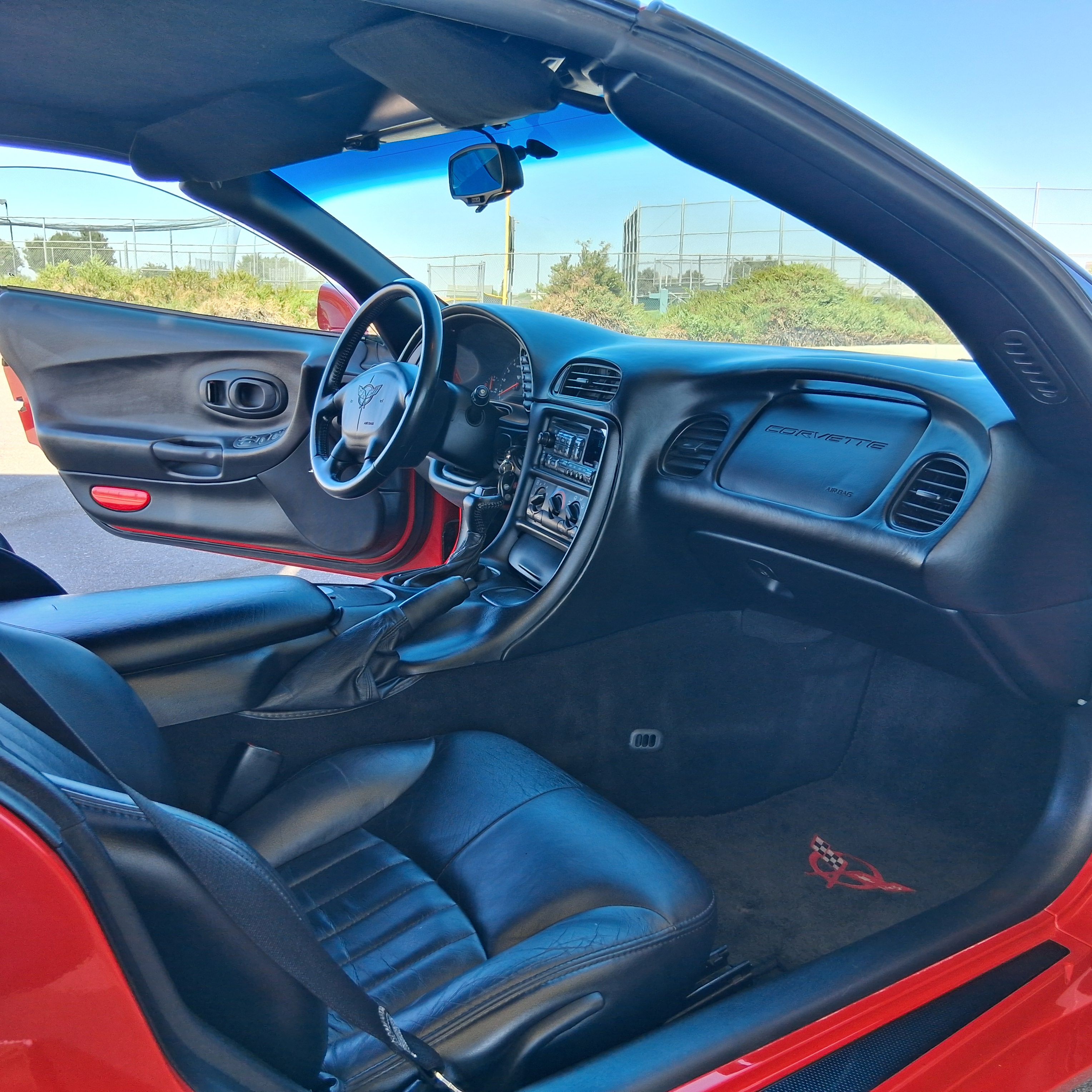 Used 2002 Chevrolet Corvette Coupe RWD image 14