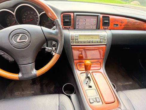 Used 2002 Lexus SC 430 Convertible RWD image 26