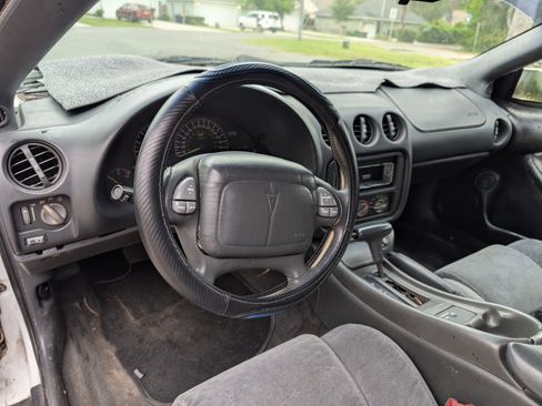 Used 1995 Pontiac Firebird Trans Am image 13