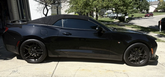 Used 2016 Chevrolet Camaro SS RWD image 11