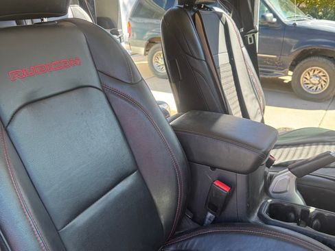 Used 2021 Jeep Gladiator Rubicon image 10