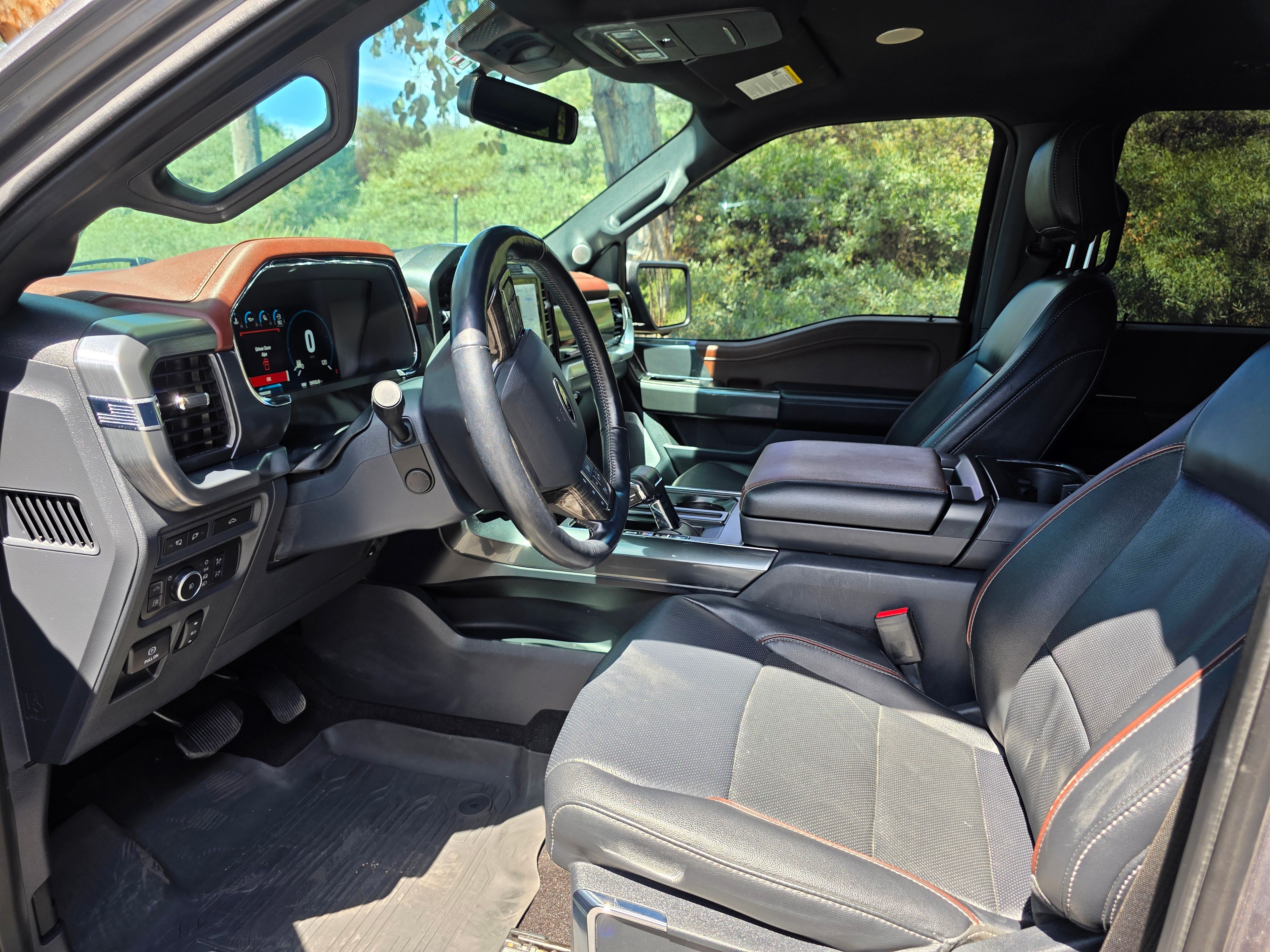 Used 2022 Ford F150 Lariat w/ Equipment Group 502A High AWD/4WD image 30