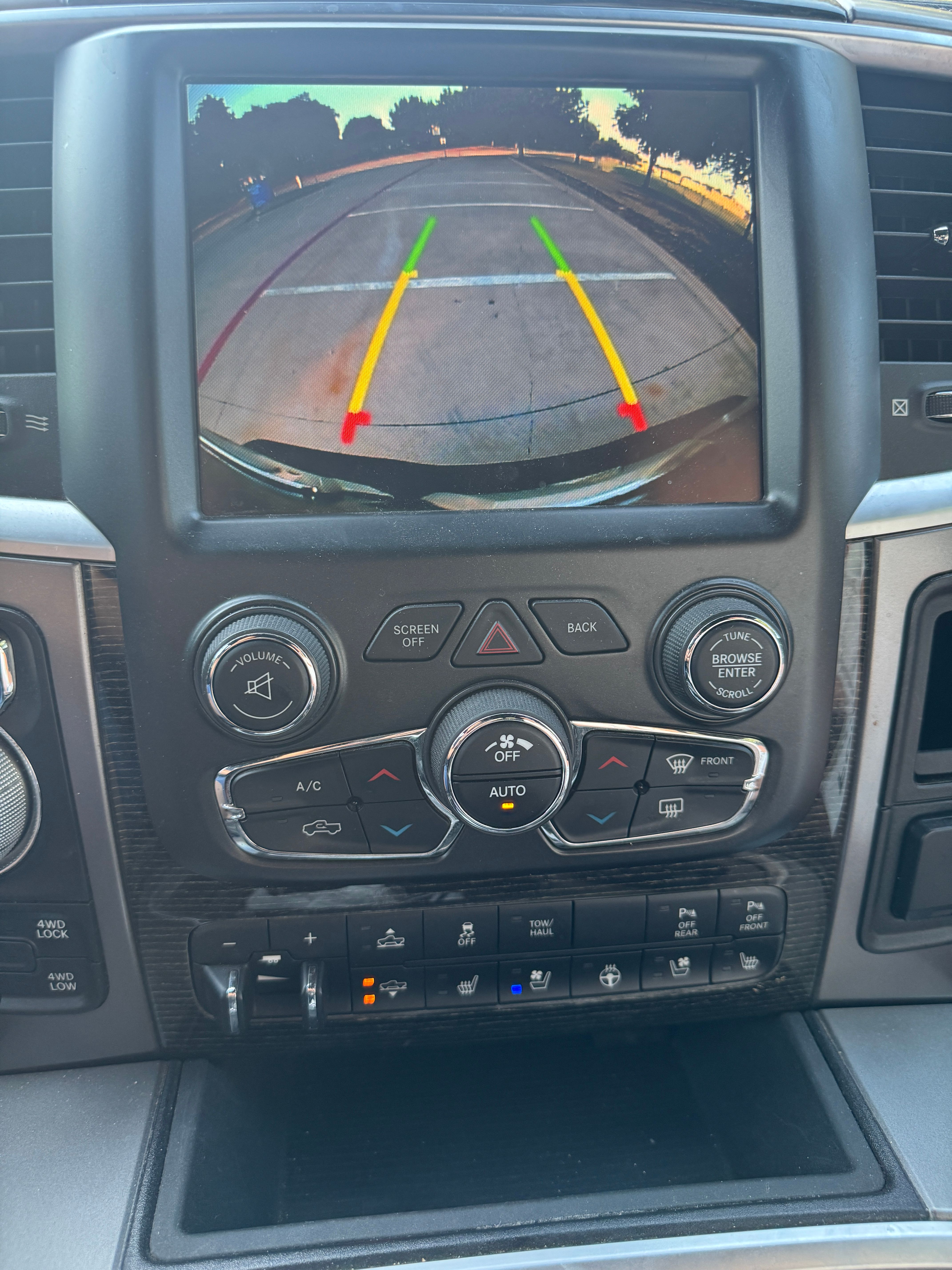 Used 2016 RAM 1500 Limited AWD/4WD image 17