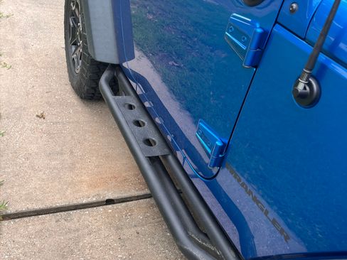 Used 2015 Jeep Wrangler Sport AWD/4WD image 14