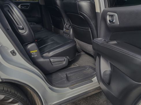 Used 2015 Nissan Pathfinder SL w/ SL Premium Package image 20