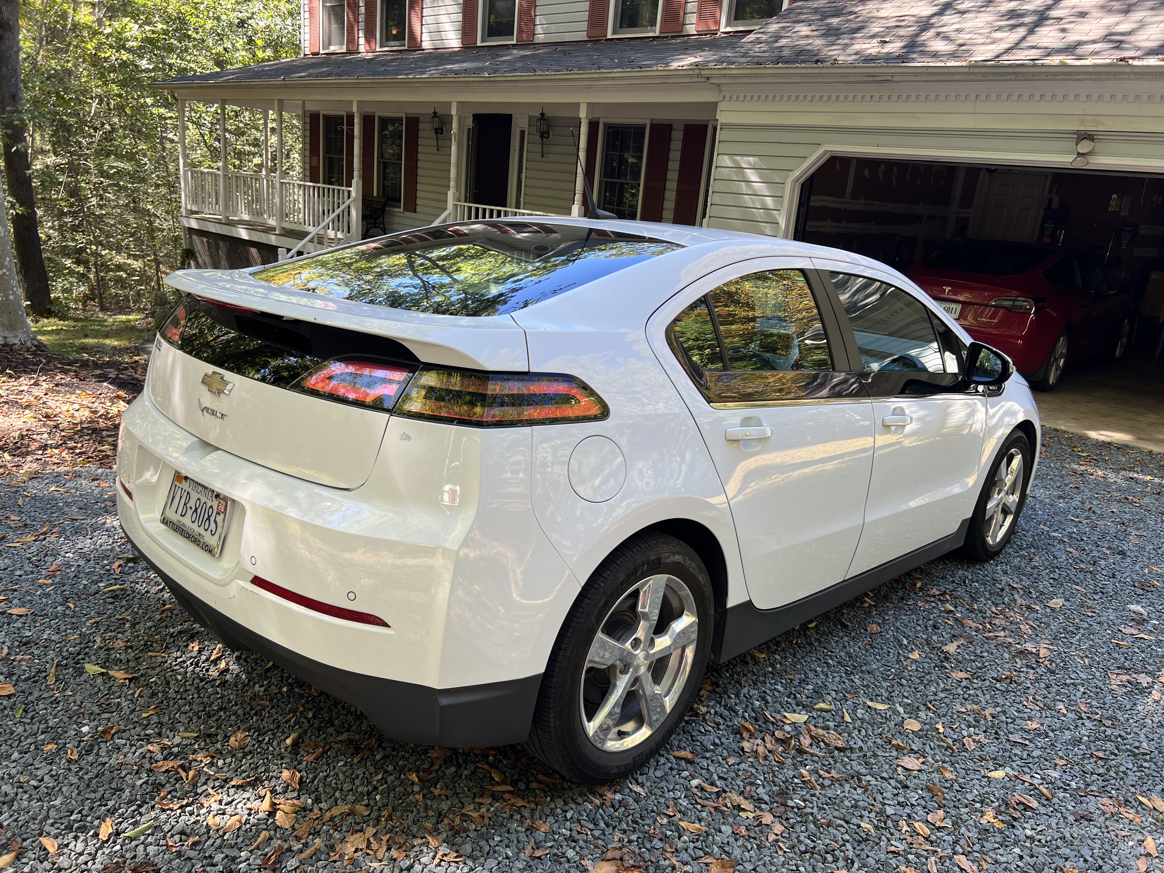 Used 2013 Chevrolet Volt Premium w/ Premium Trim Package FWD image 13