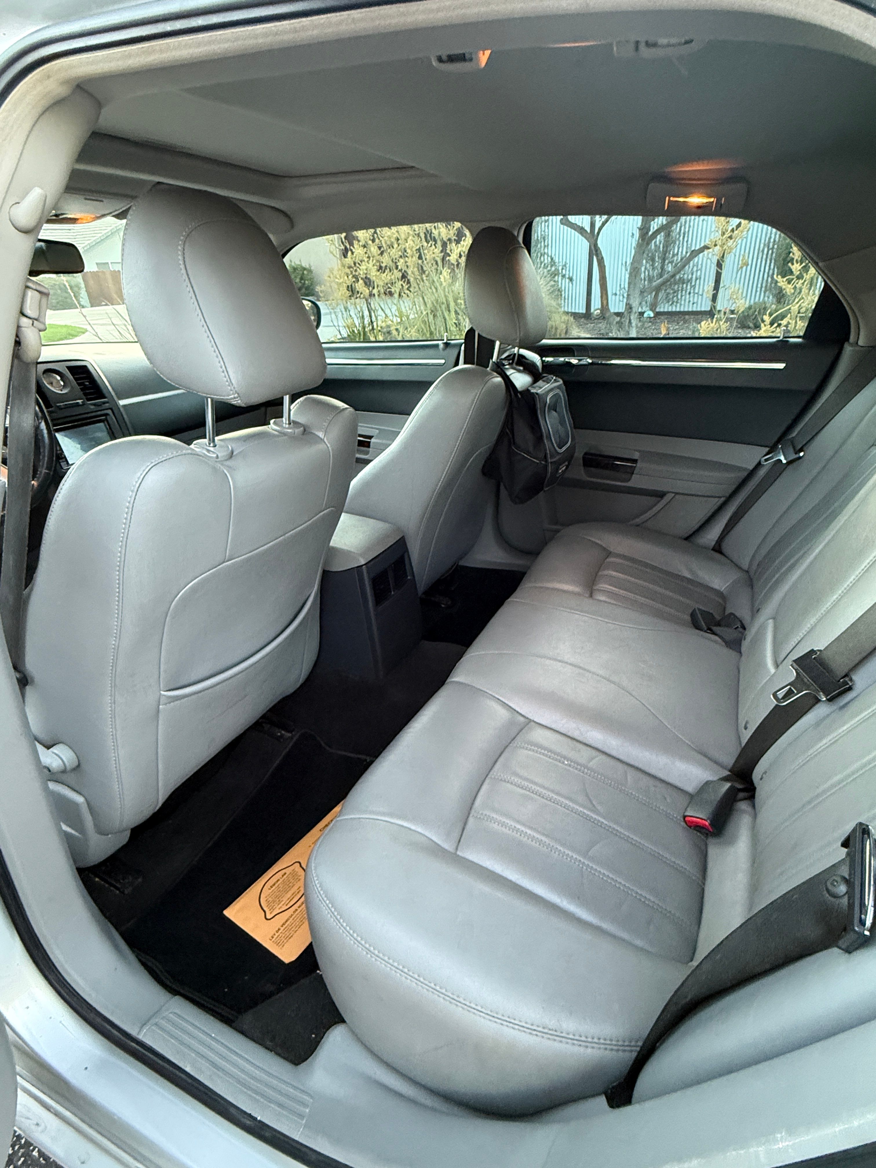 Used 2006 Chrysler 300 C RWD image 10