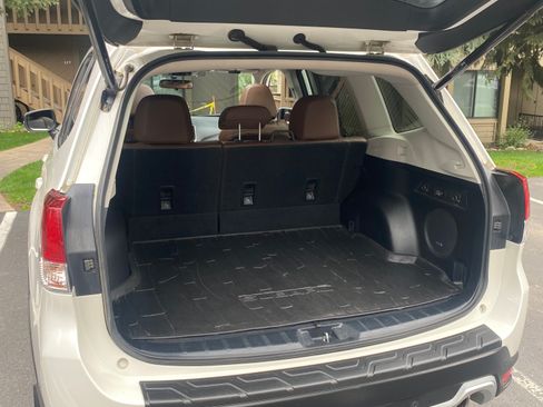 Used 2020 Subaru Forester Touring image 1