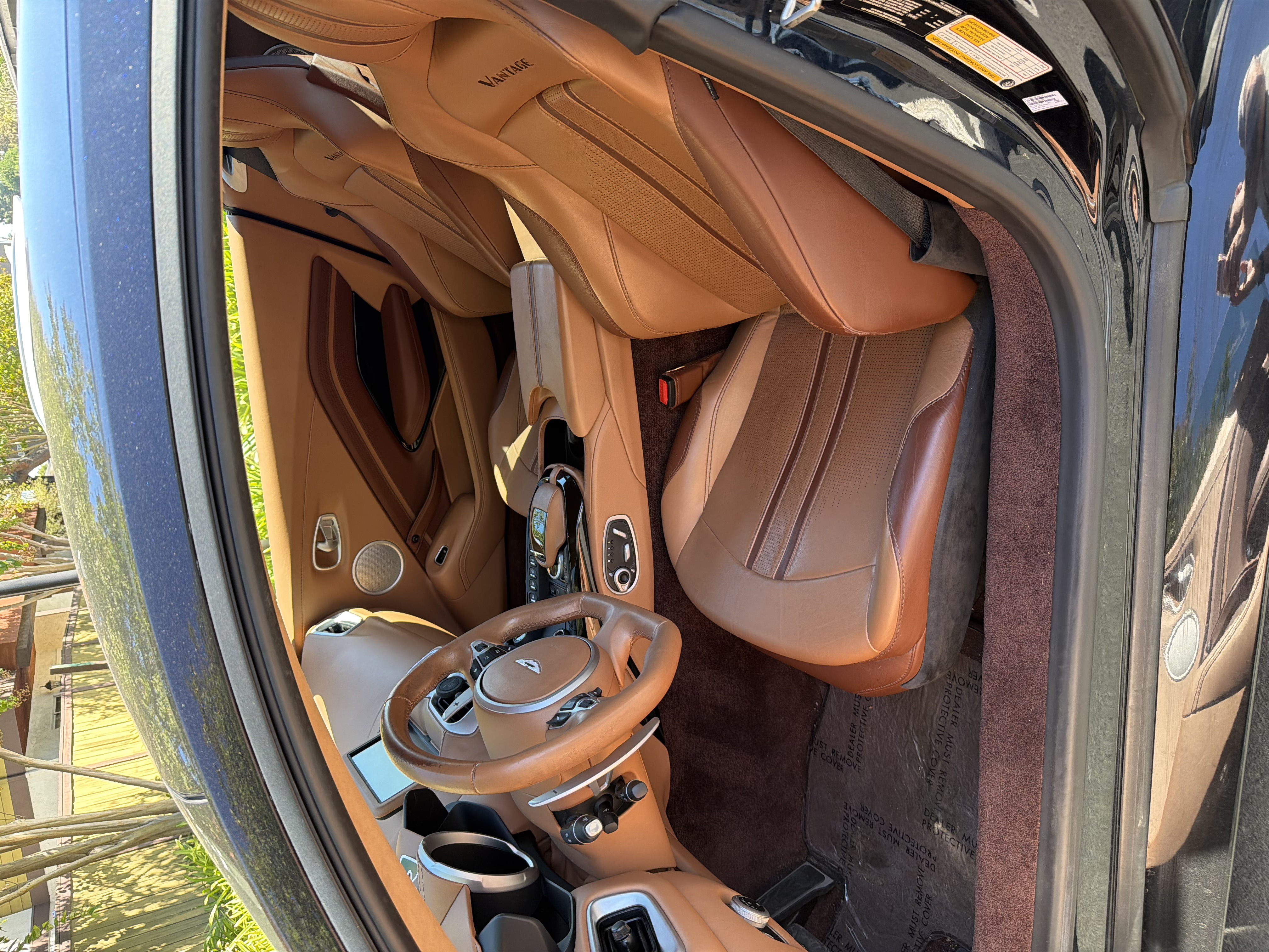 Used 2019 Aston Martin V8 Vantage Coupe RWD image 14