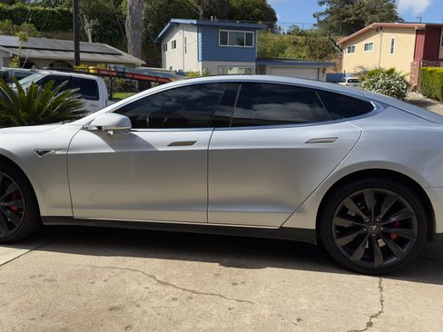 Used 2015 Tesla Model S P90D AWD/4WD image 14