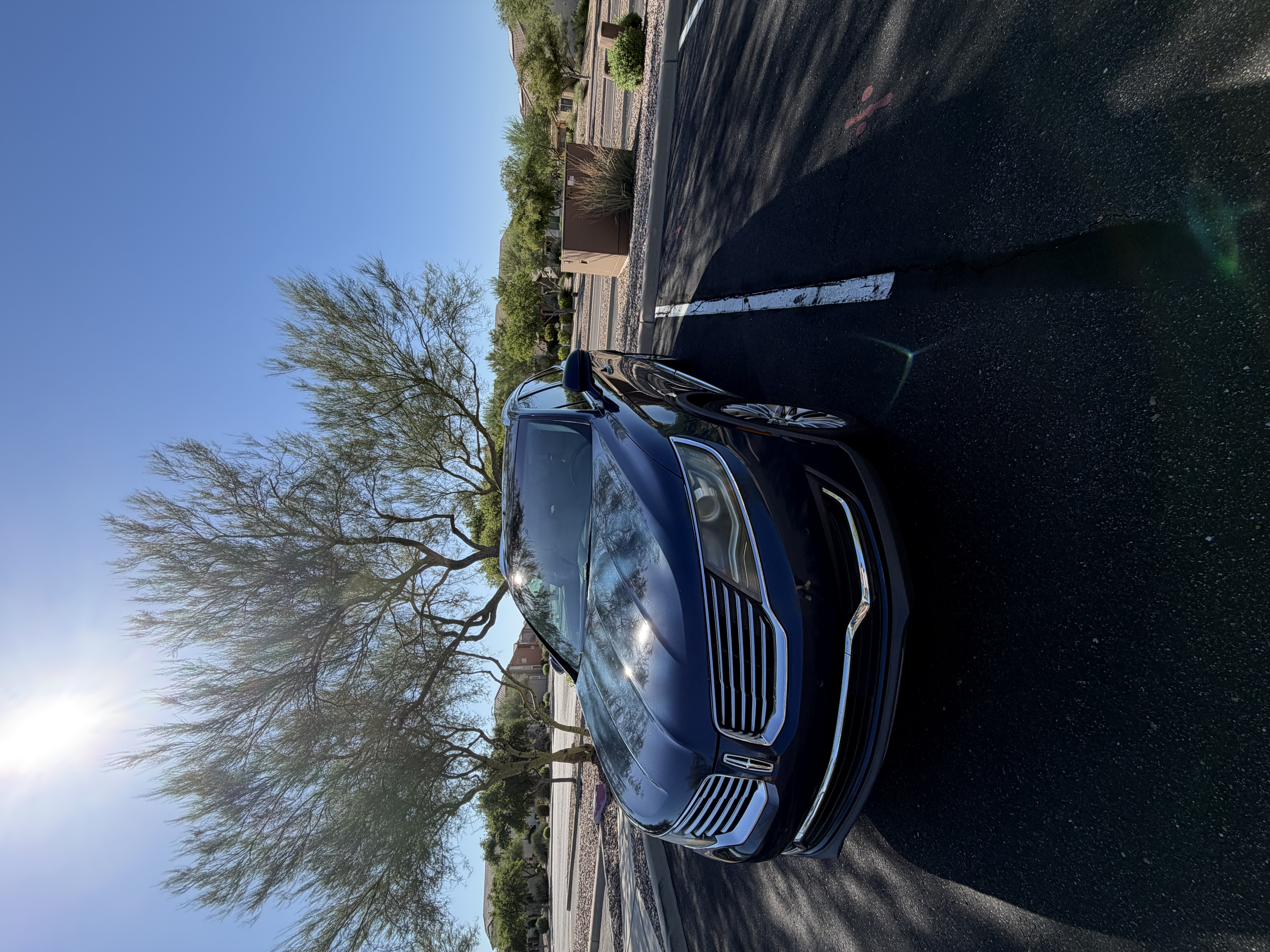 Used 2017 Lincoln MKX Reserve FWD image 4