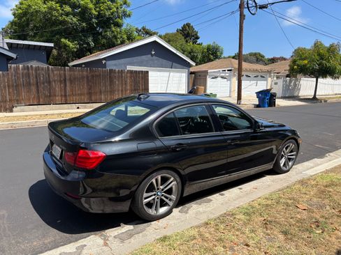 Used 2012 BMW 328i Sedan RWD image 11