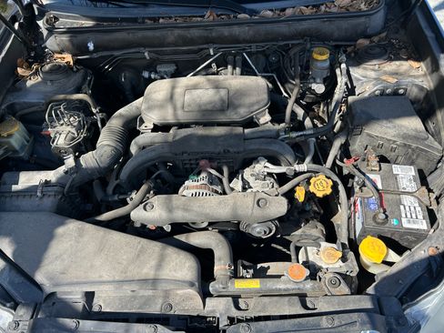 Used 2012 Subaru Outback 2.5i Limited image 5