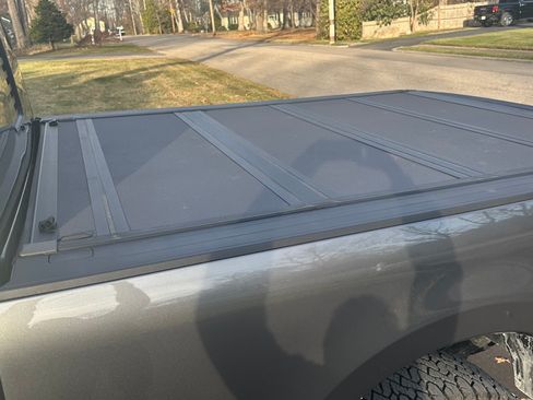 Used 2025 Ford F350 Platinum w/ Platinum Plus Package image 8