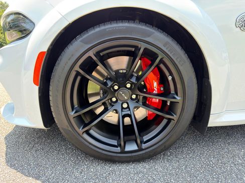 Used 2022 Dodge Charger SRT Hellcat w/ Harman/Kardon Audio Group RWD image 14