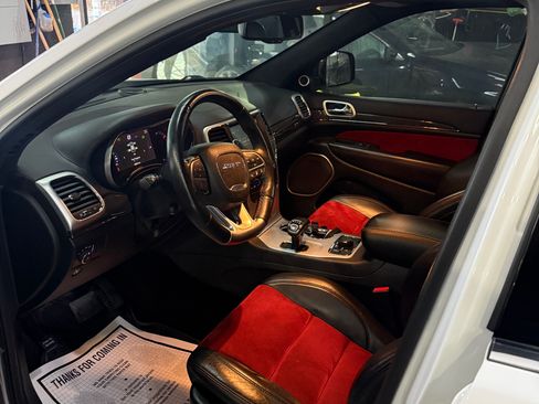 Used 2015 Jeep Grand Cherokee SRT w/ Quick Order Package 26J image 12