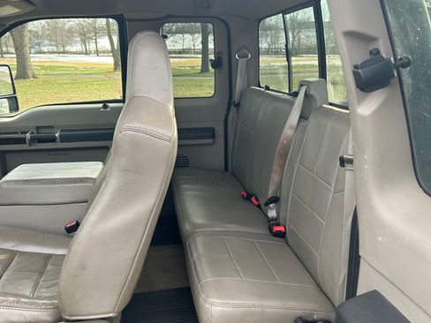 Used 2008 Ford F250 Lariat image 12