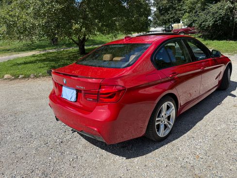 Used 2016 BMW 328i xDrive Sedan AWD/4WD image 9