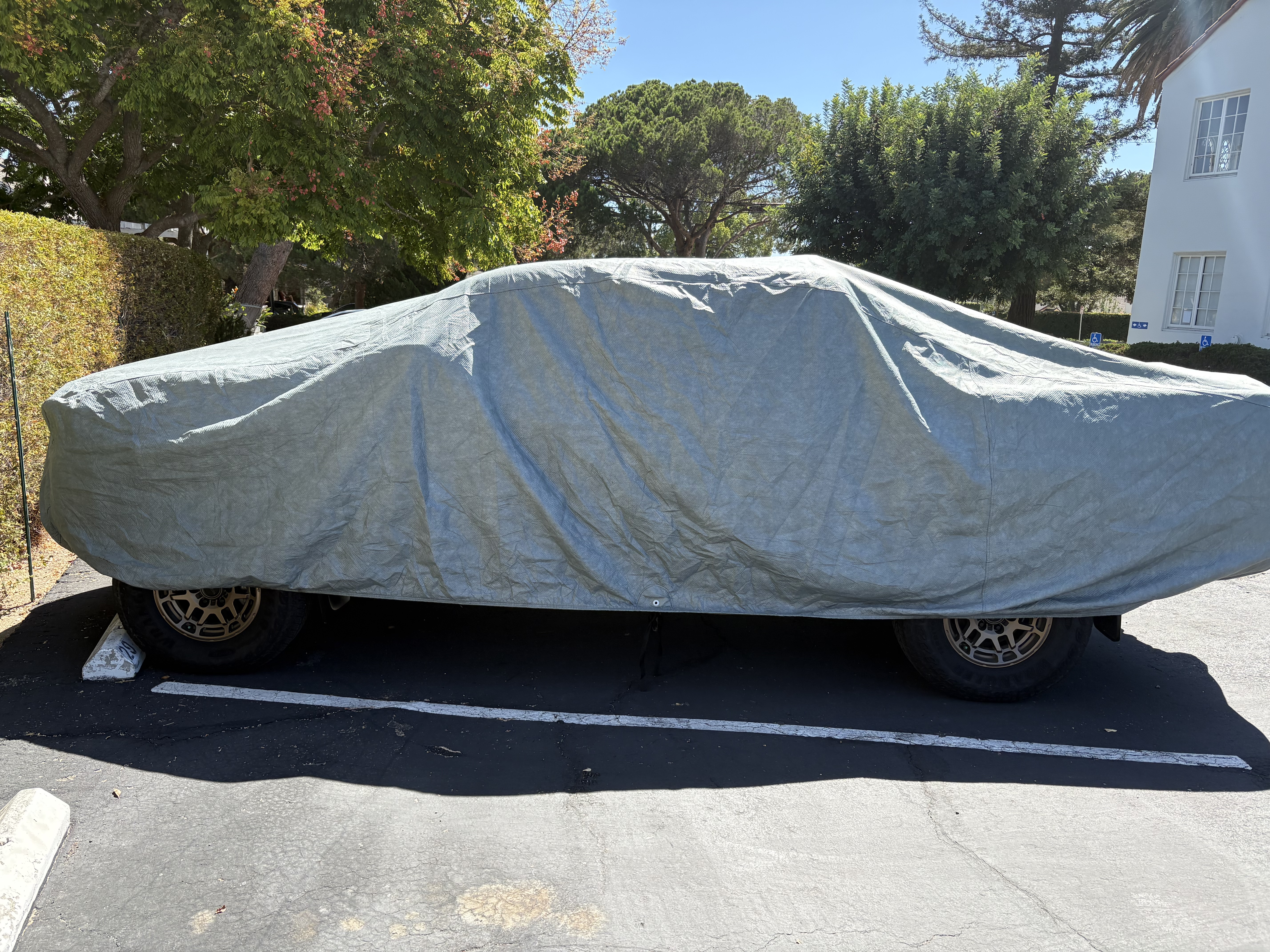 Used 2022 Toyota Tacoma SR5 w/ Trail Edition AWD/4WD image 17