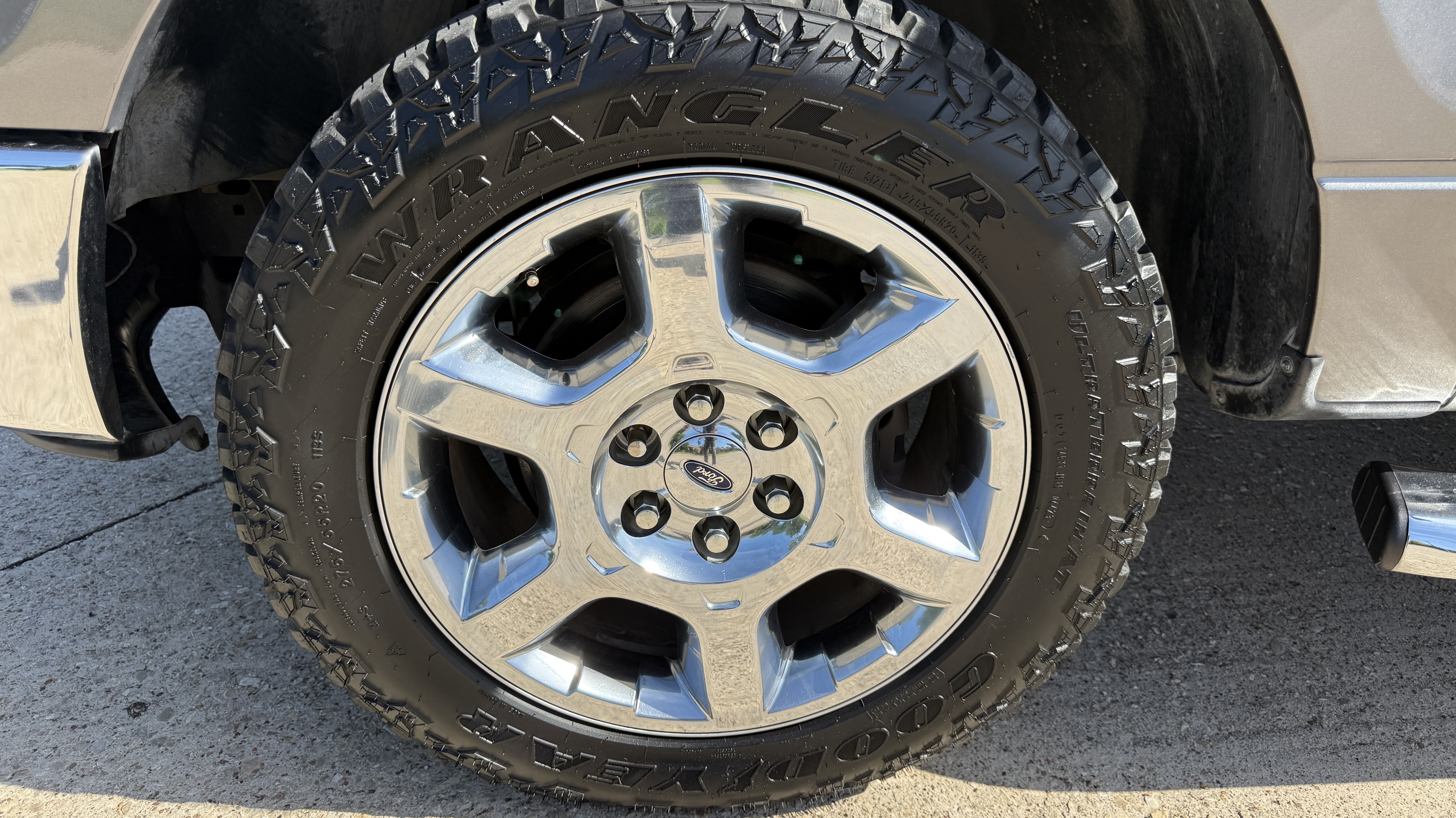 Used 2014 Ford F150 XLT RWD image 21