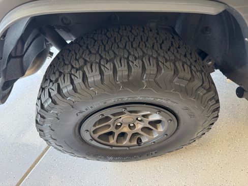 Used 2023 Jeep Wrangler Unlimited Rubicon 392 w/ Xtreme Recon 35" Tire Package AWD/4WD image 25