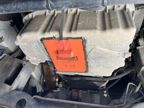 Used 2017 Mercedes-Benz Sprinter 2500 image 12