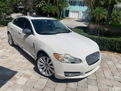Used 2009 Jaguar XF Premium RWD image 1