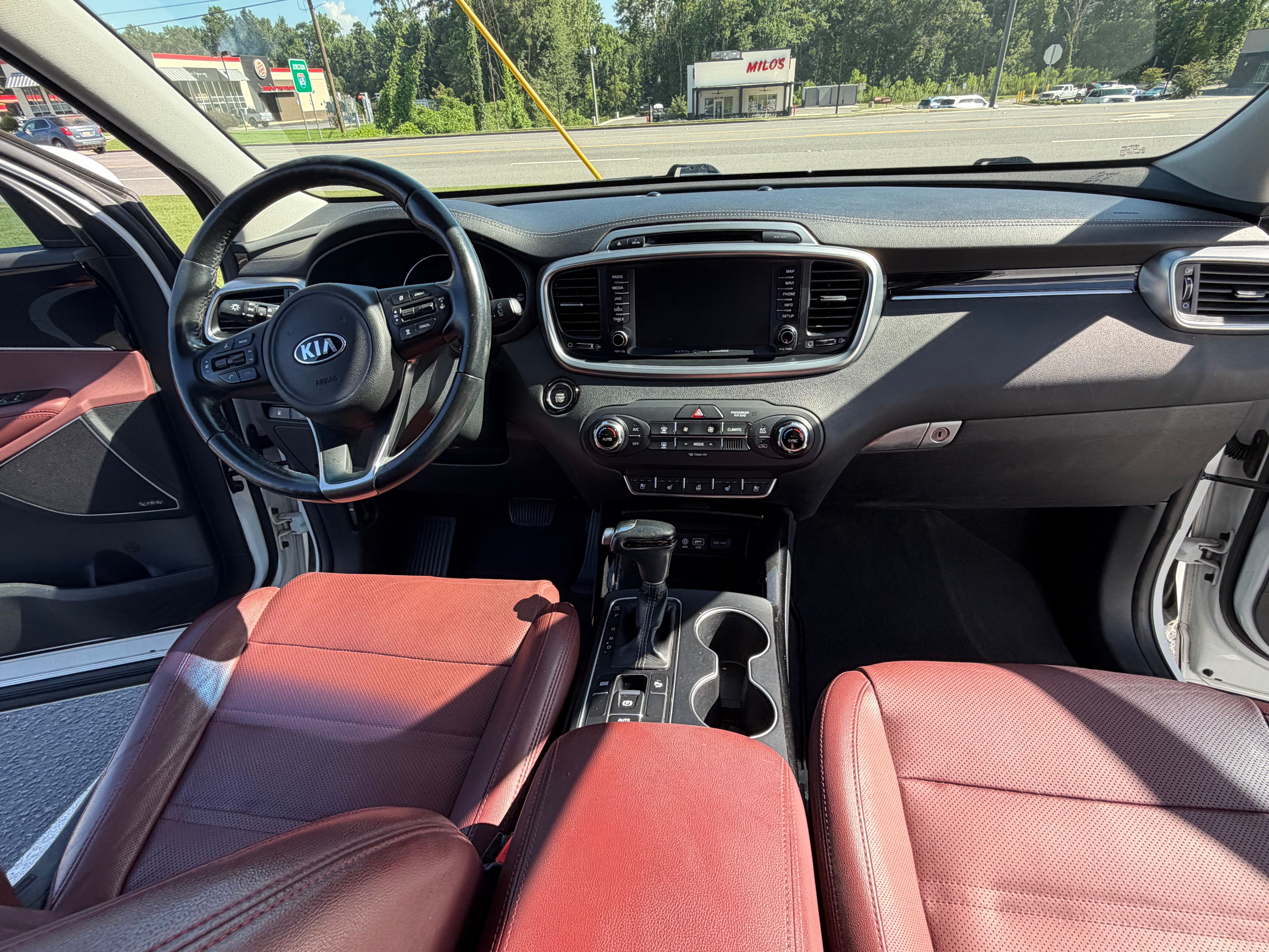 Used 2017 Kia Sorento SX FWD image 15