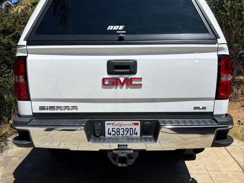 Used 2016 GMC Sierra 2500 SLE w/ SLE Preferred Package image 9