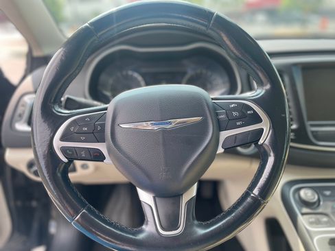 Used 2016 Chrysler 200 Limited Platinum image 11