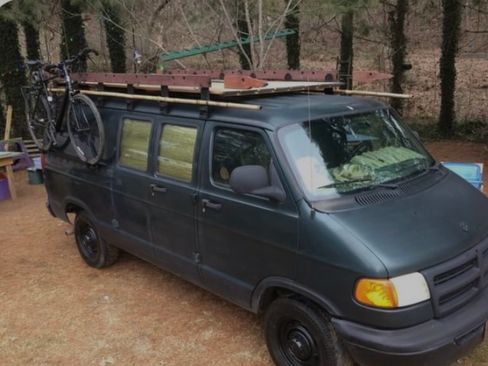 Used 2002 Dodge B2500 RWD image 4