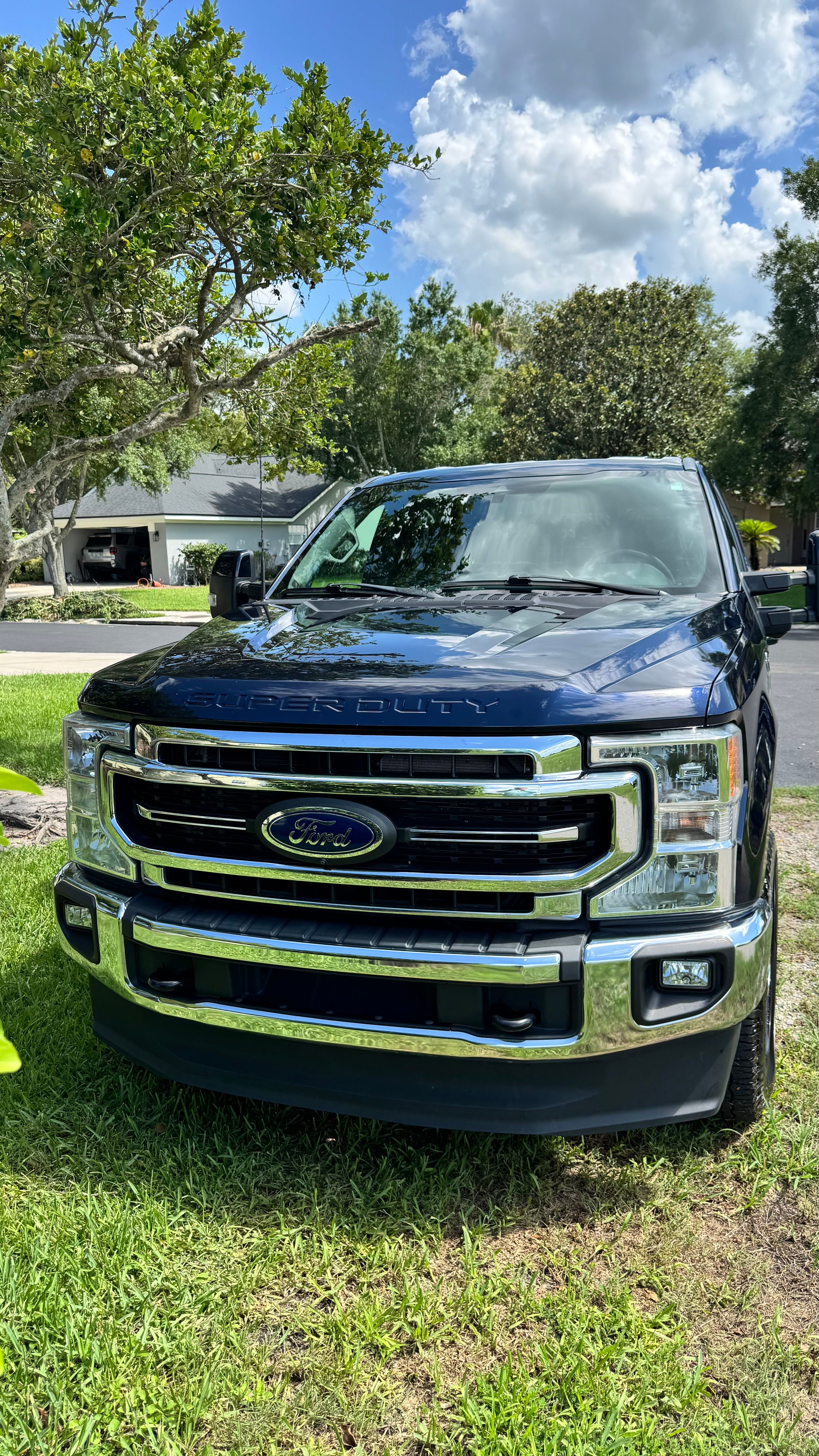 Used 2022 Ford F250 Lariat w/ Lariat Value Package AWD/4WD image 6