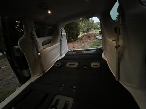 Used 2017 Chrysler Pacifica Touring-L FWD image 29