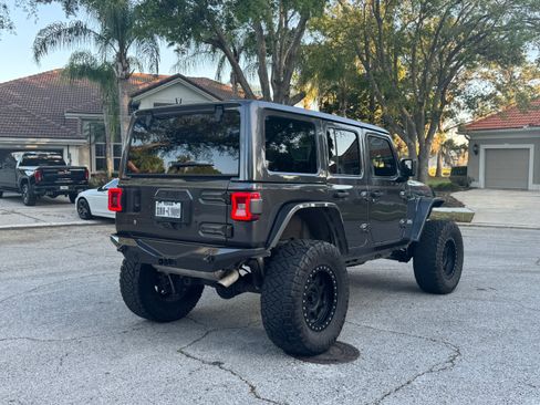 Used 2020 Jeep Wrangler Unlimited Sport S image 4