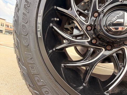 Used 2019 Ford F250 Lariat w/ Lariat Ultimate Package image 8