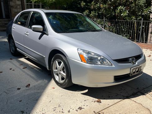 Used 2003 Honda Accord EX image 2