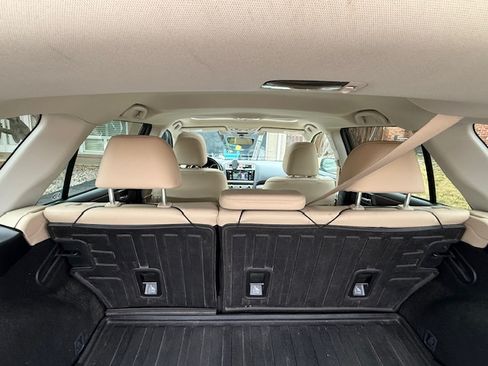 Used 2017 Subaru Outback 3.6R Limited image 25