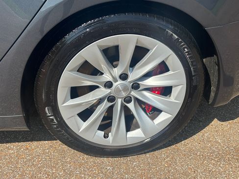 Used 2016 Tesla Model S P90D AWD/4WD image 8