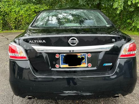 Used 2014 Nissan Altima 2.5 S FWD image 10
