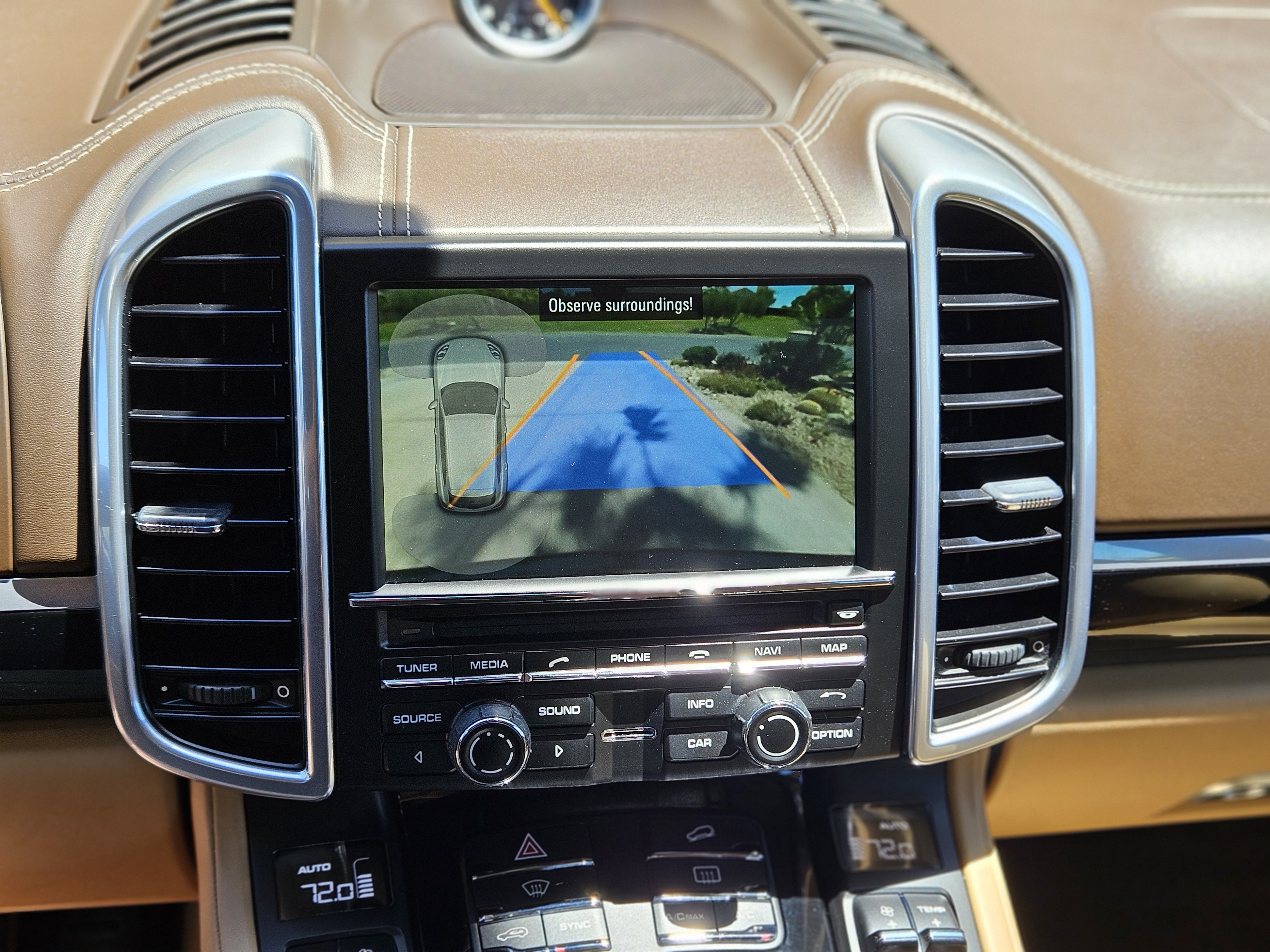 Used 2016 Porsche Cayenne AWD/4WD image 21