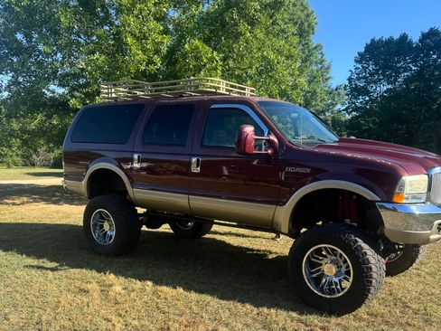 Used 2000 Ford Excursion Limited AWD/4WD image 1