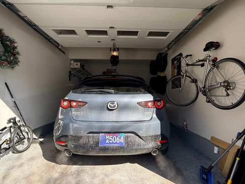 Used 2022 MAZDA MAZDA3 s image 6